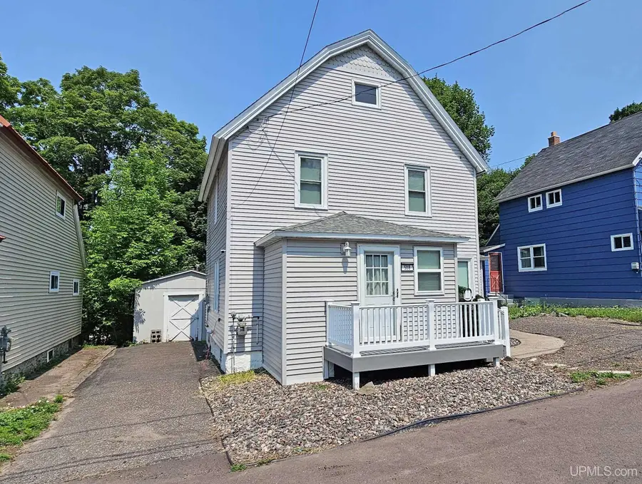 508 W Baraga, Houghton, MI 49931 - #2