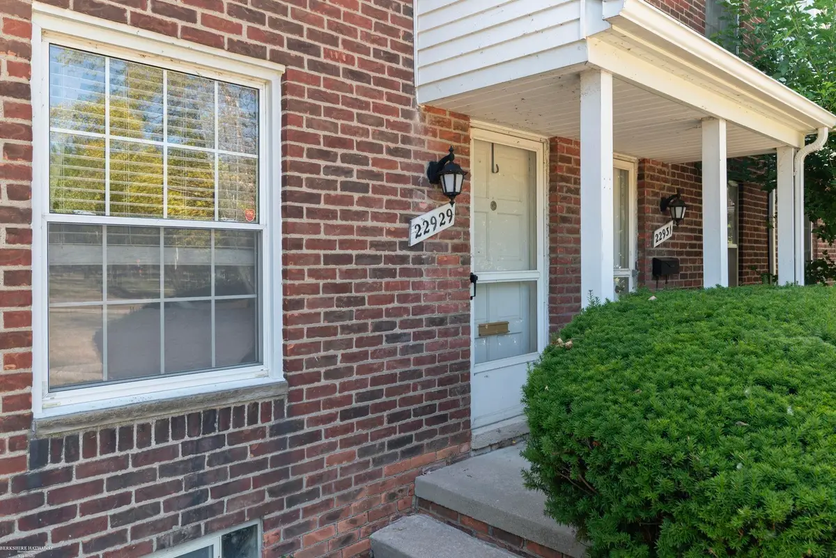 22929 Lakeshore, Saint Clair Shores, MI 48080 - #1