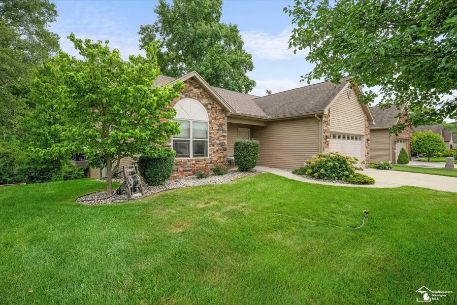 7266 Grey Estates, Lambertville, MI 48144 - #2
