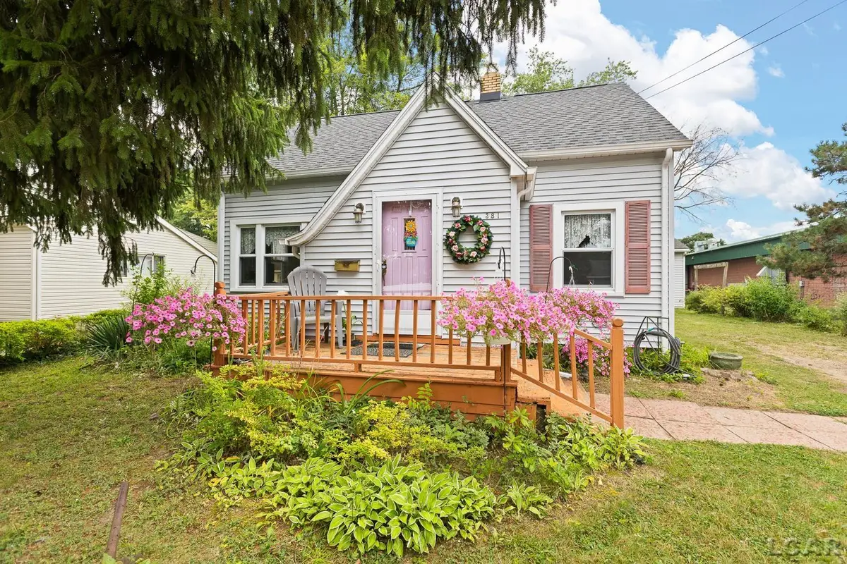 381 N Charles, Adrian, MI 49221 - #1