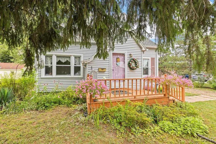 381 N Charles, Adrian, MI 49221 - #3
