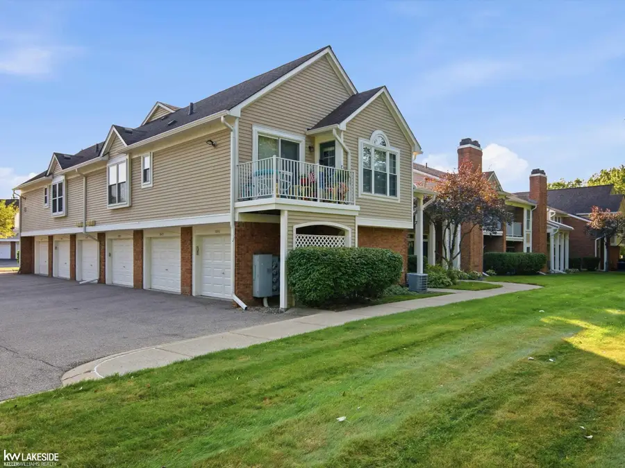 56429 Scotland, Shelby, MI 48316 - #2
