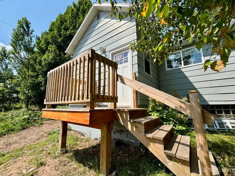 2003 W Ridge, Marquette, MI 49855 - #2