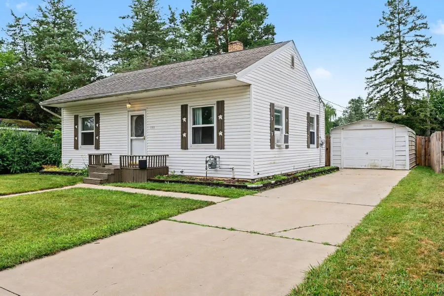 111 W Nickels, Midland, MI 48640 - #2