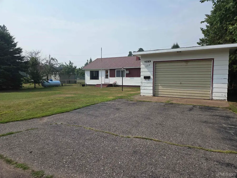 207 Pine, Greenland, MI 49929 - #2