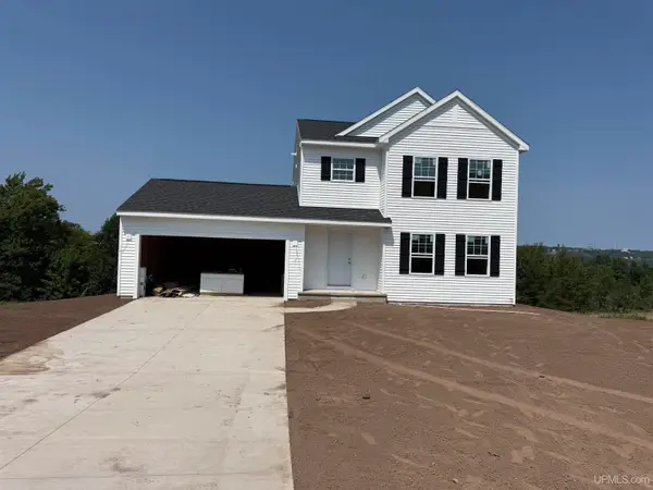 1017 Red Oak, Houghton, MI 49931