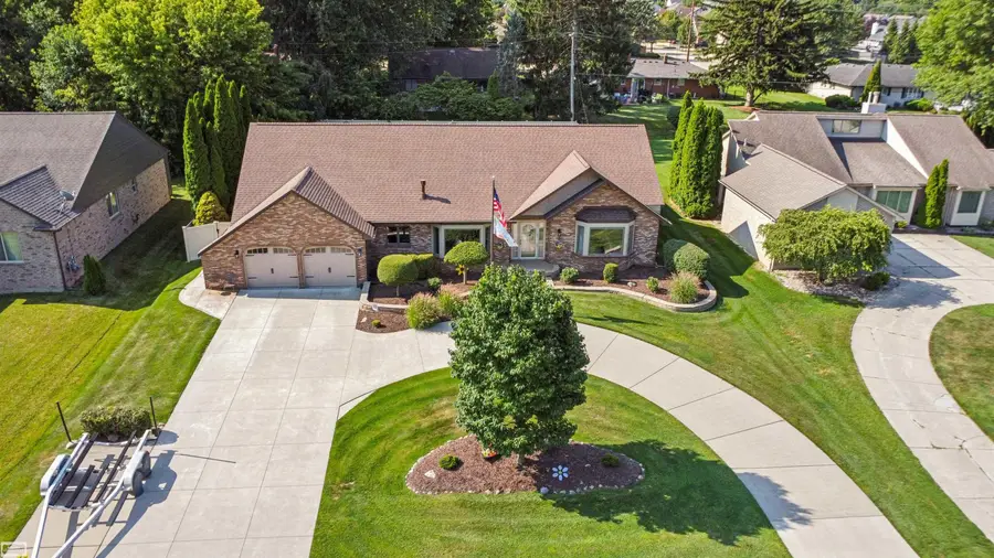 23804 Ronita, Macomb, MI 48042 - #2