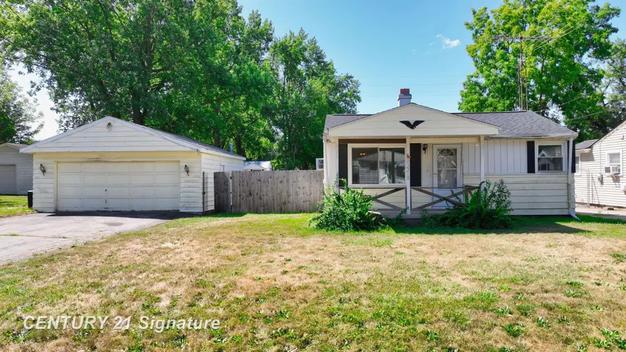 2210 Williamson, Burton, MI 48529 - #3