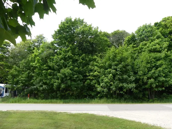 0 E Lake, Grand Marais, MI 49839