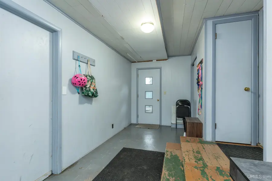 117 N 7th, Iron River, MI 49935 - #2