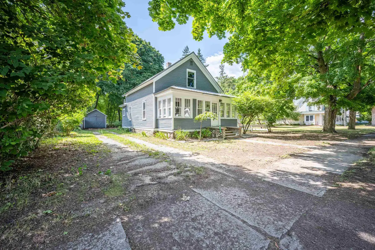 330 S Antler, Gladwin, MI 48624 - #1