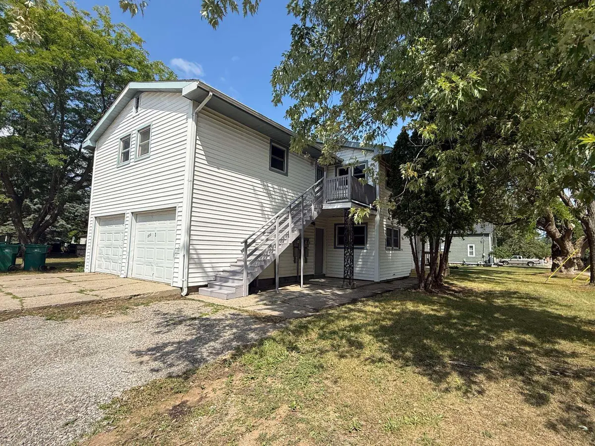 810 W First, Gladwin, MI 48624 - #1