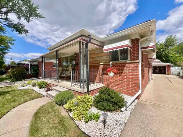 3969 Mckinley, Dearborn Heights, MI 48125
