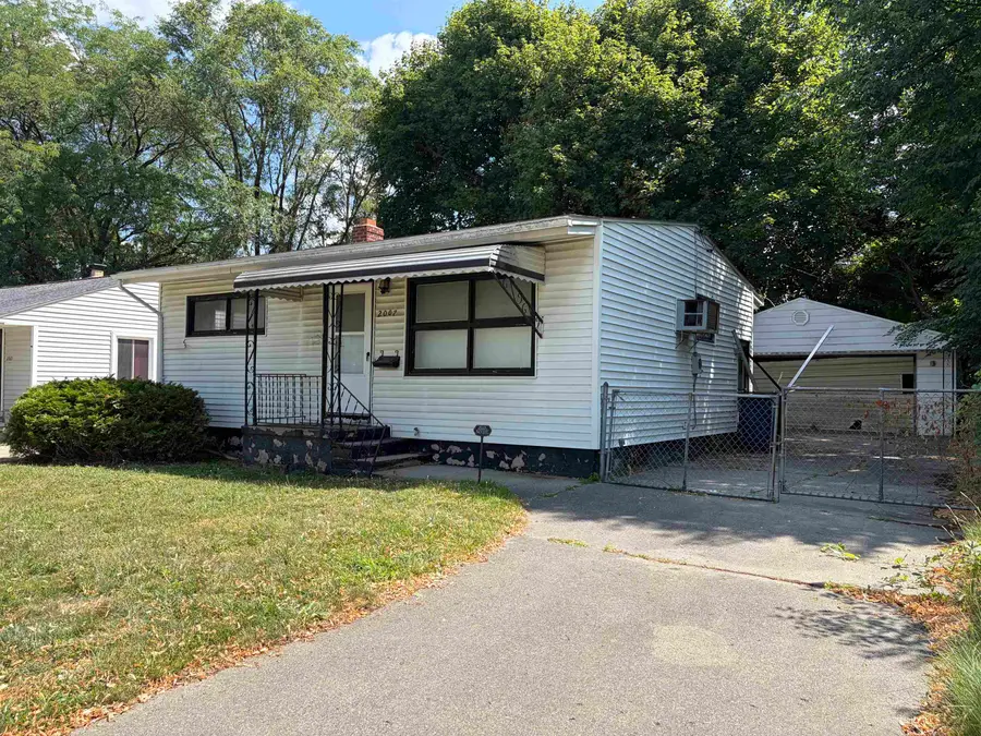 2007 Gilmartin, Flint, MI 48503 - #3