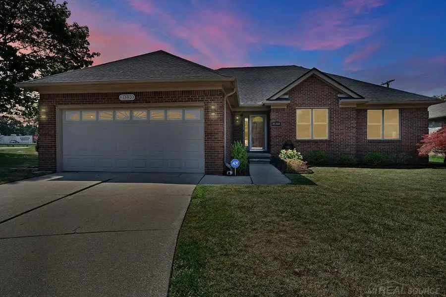 21330 Parkplace, Clinton Township, MI 48036 - #2