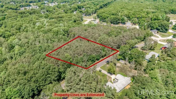 TBD Loueda, Gladstone, MI 49837