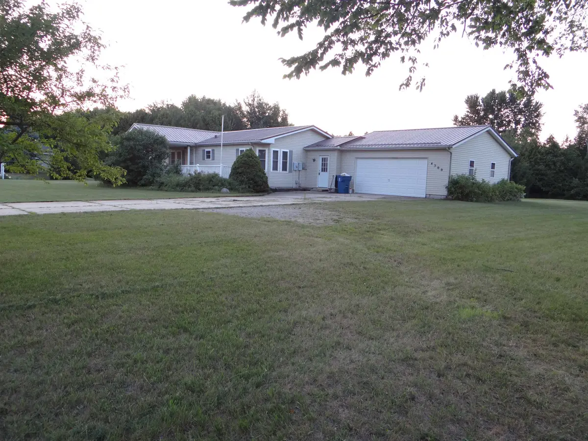 4300 Parker, Gladwin, MI 48624 - #1