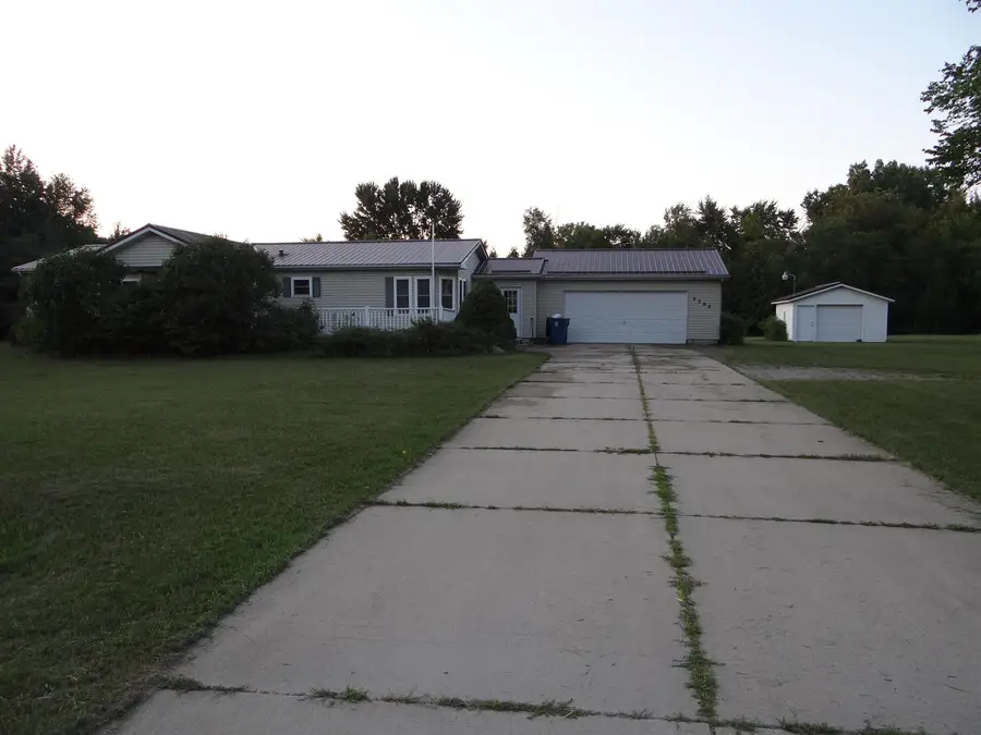 4300 Parker, Gladwin, MI 48624 - #2