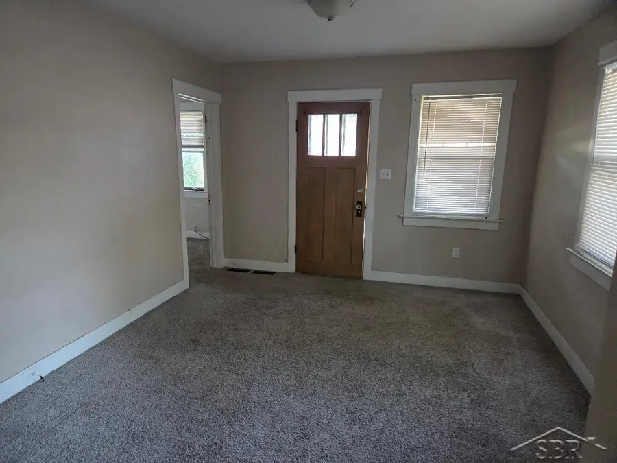2408 Davenport, Saginaw, MI 48602 - #3