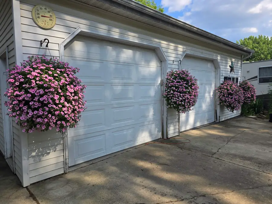 1271 S Dye, Flint, MI 48532 - #3
