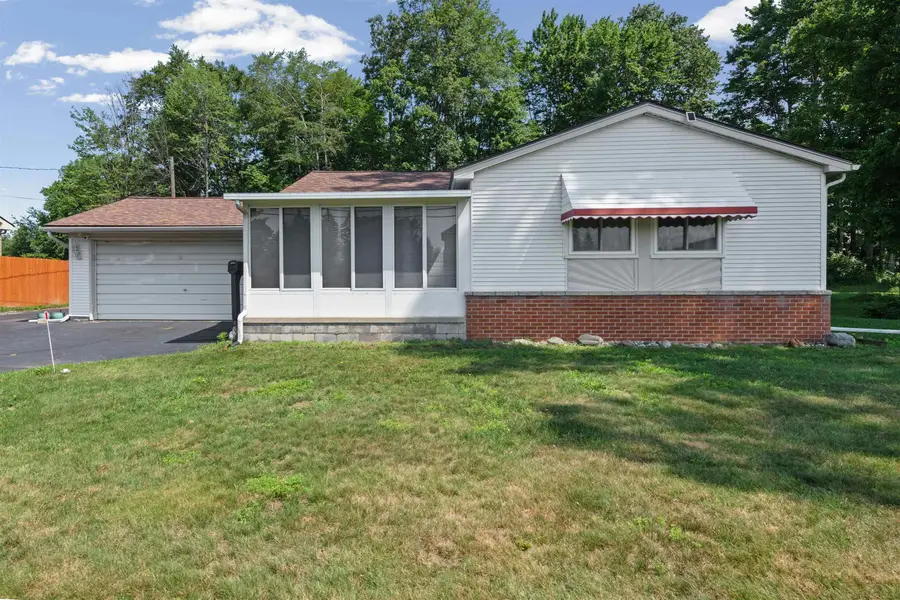 29601 Hickey, New Baltimore, MI 48051 - #2