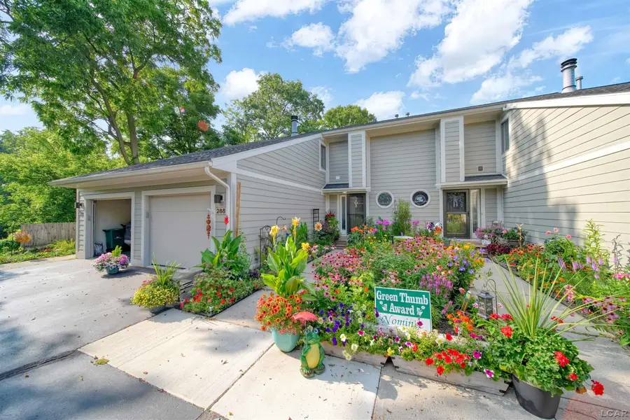 288 Whitlock St, Saline, MI 48176 - #2