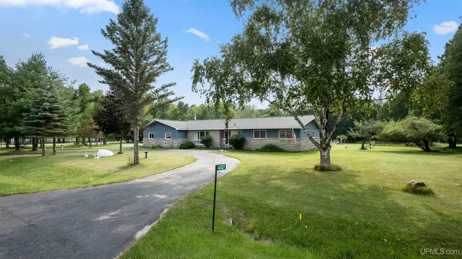 4307 M, Escanaba, MI 49829 - #3