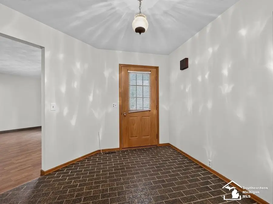 3140 Comboni, Monroe, MI 48162 - #3