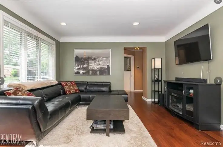 3132 Maplewood, Royal Oak, MI 48073 - #3