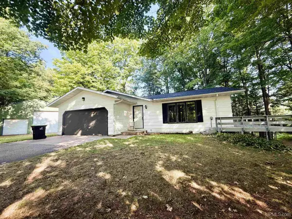 1828 Co Rd B, Niagara C-WI, WI 54151