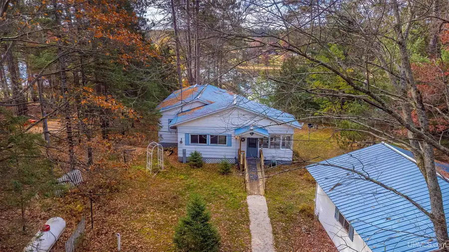 116 N Runkle Lake, Crystal Falls, MI 49920 - #2