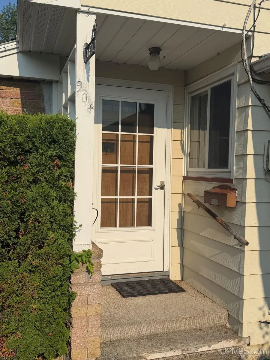 904 W Magnetic, Marquette, MI 49855 - #2