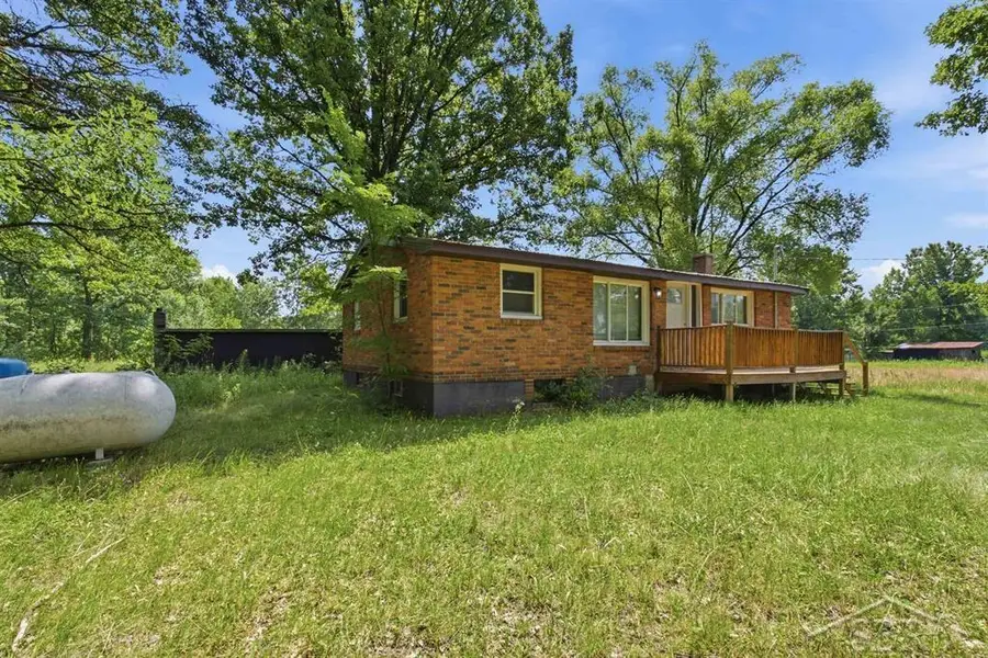 956 N Eleven Mile, Sanford, MI 48657 - #3