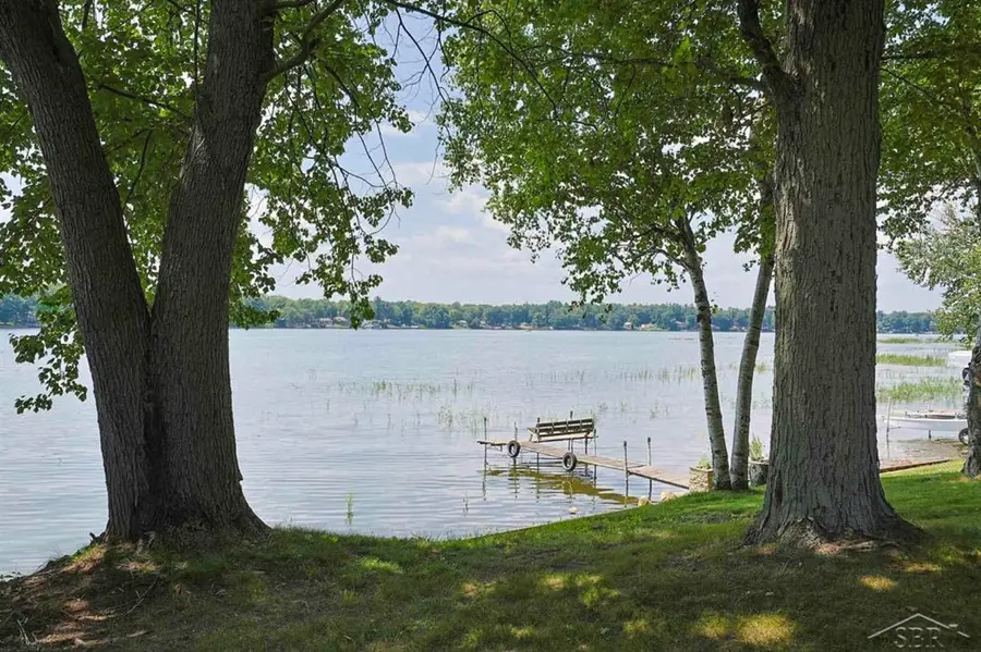 2669 N Lakeview, Sanford, MI 48657 - #3