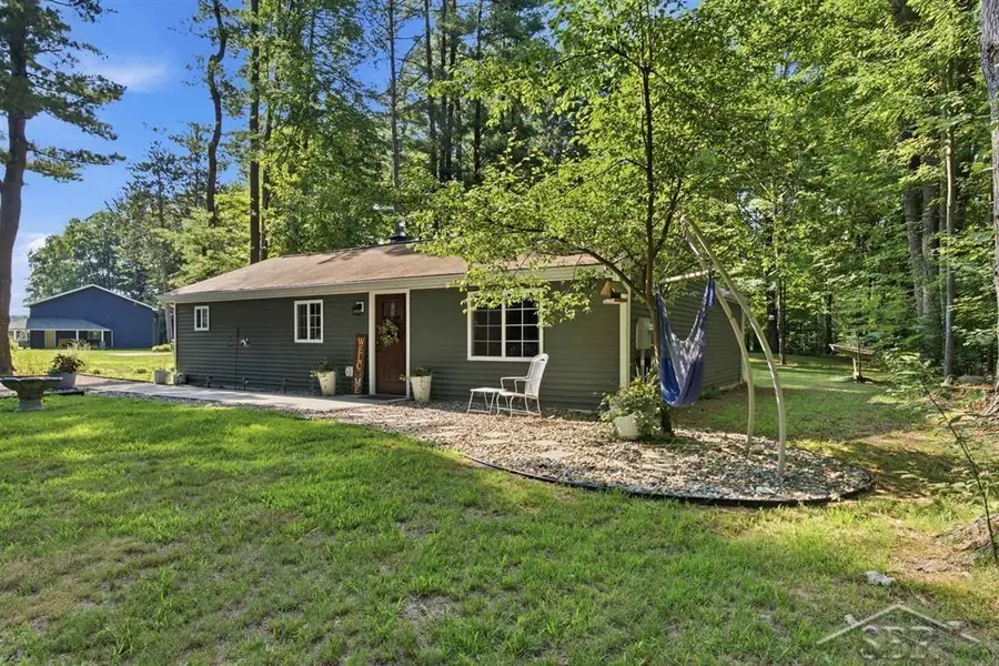 573 W Lemke, Sanford, MI 48657 - #3