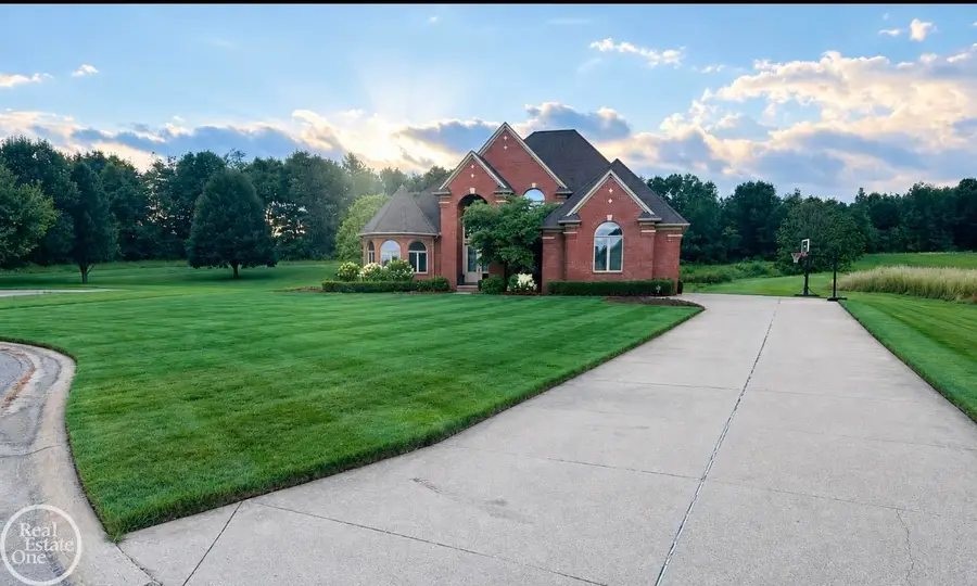 69497 Meadowbrook #Unit 9, Bruce, MI 48065 - #2