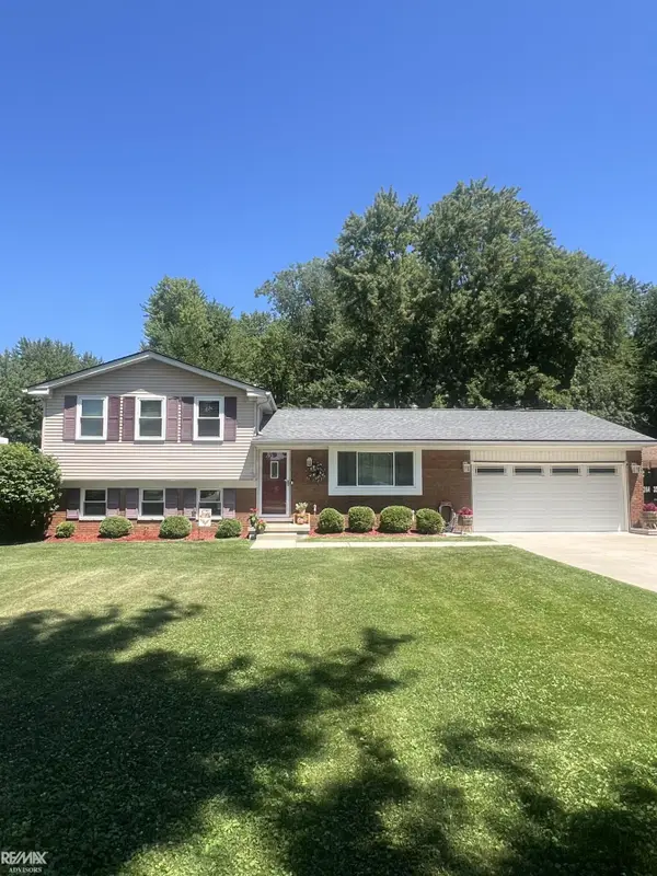 48269 Forbes, Chesterfield, MI 48047