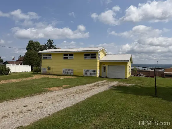 515 Bowling, Baraga, MI 49908