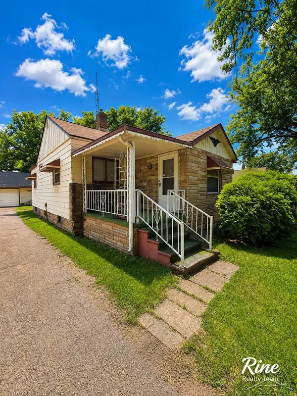 3204 E Hemphill, Burton, MI 48529