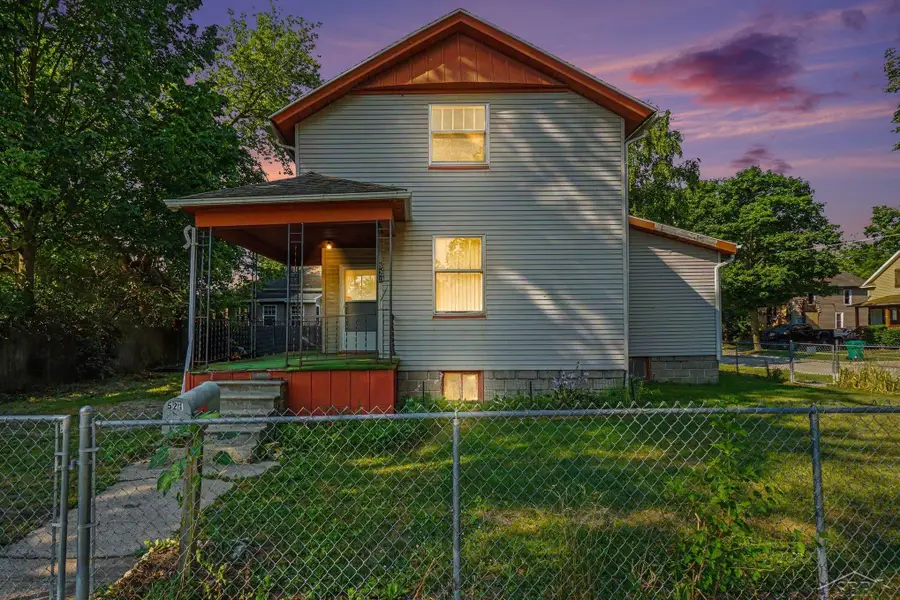 521 Saginaw, Saginaw, MI 48602 - #2