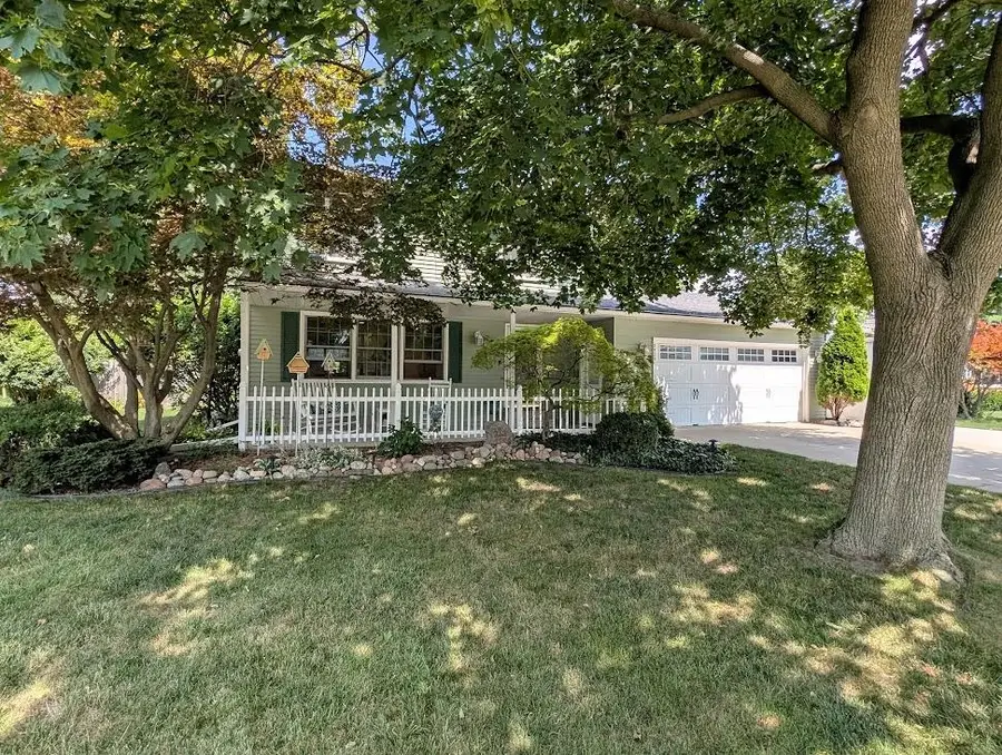 2925 Chrysler, Bay City, MI 48706 - #2