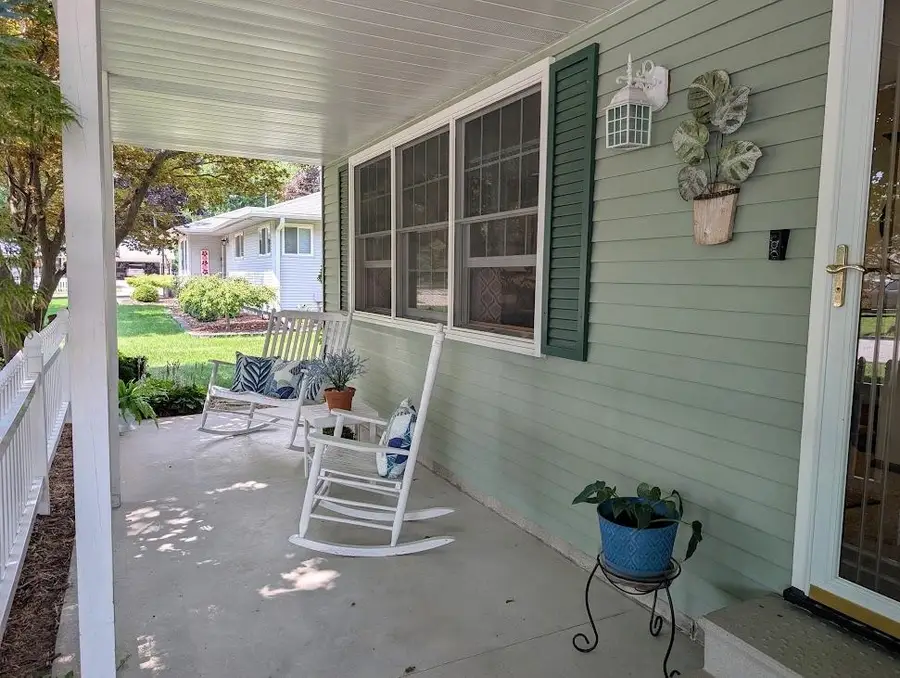 2925 Chrysler, Bay City, MI 48706 - #3