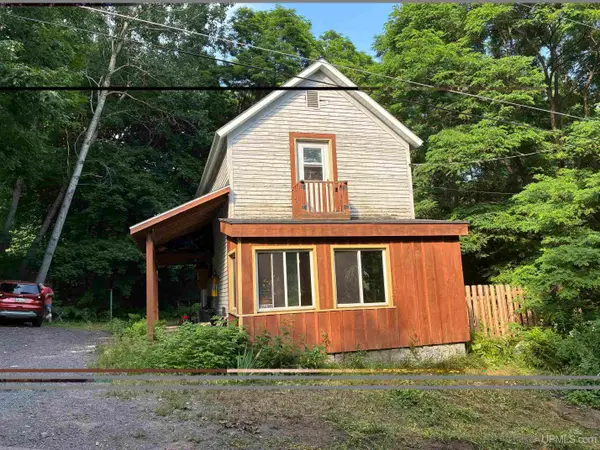 26698 W 9th, Hubbell, MI 49934