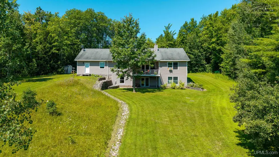 440 Foster Creek, Marquette, MI 49855 - #2