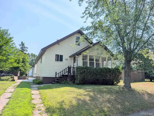 125 Hooper, Kingsford, MI 49802