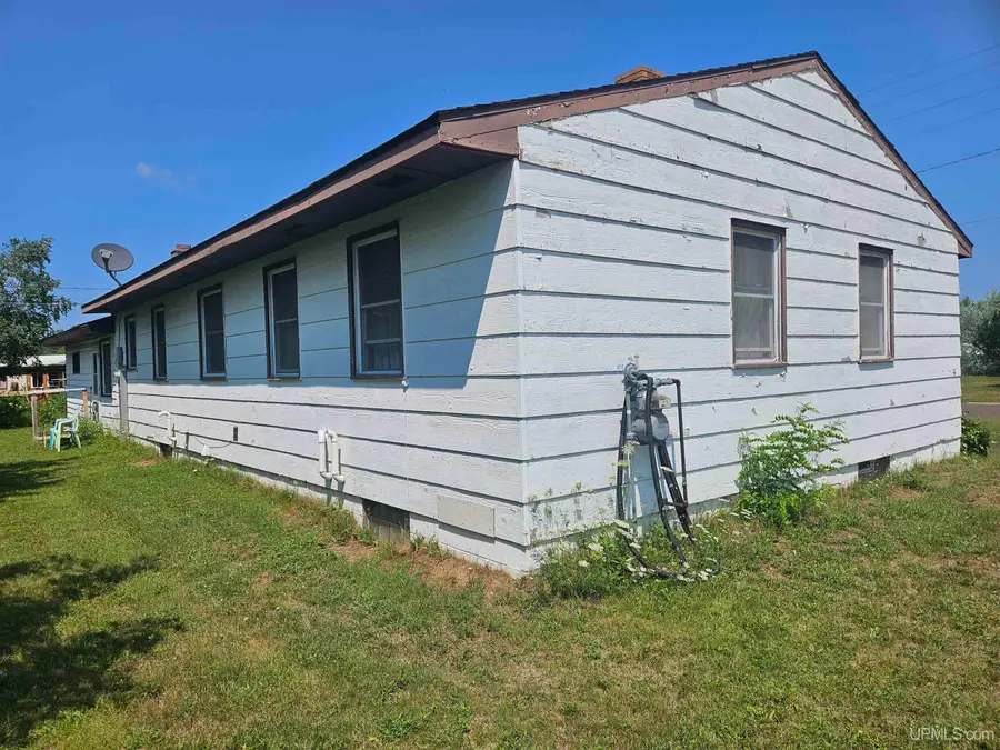 10 Balsam, White Pine, MI 49971 - #3