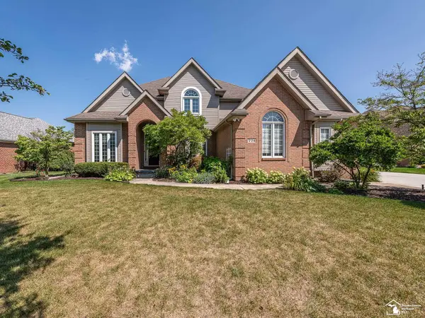 774 Windsor, Monroe, MI 48161