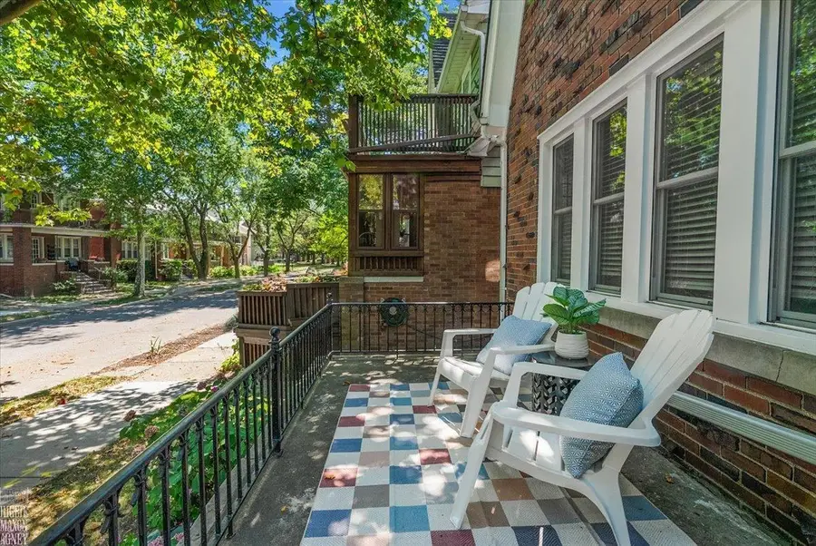 873-875 Beaconsfield, Grosse Pointe Park, MI 48230 - #3