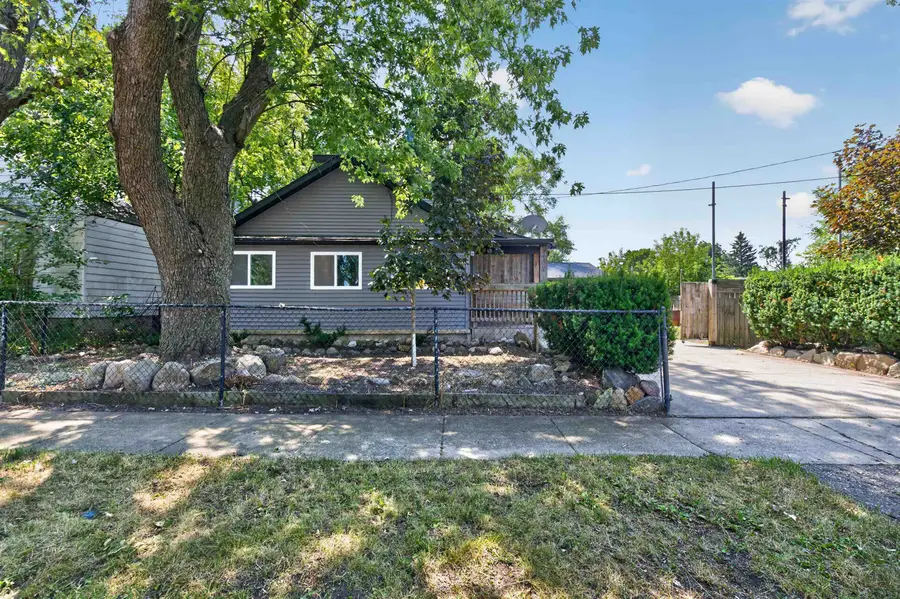 1452 Kenneth, Burton, MI 48529 - #3
