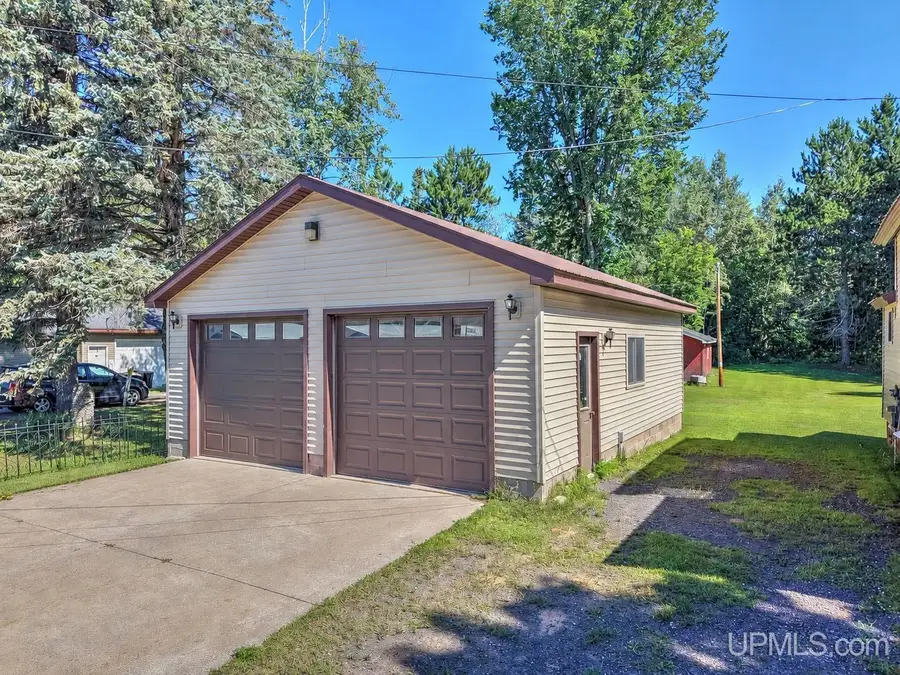 28206 9th, Lake Linden, MI 49945 - #2